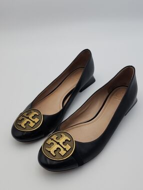 TORY BURCH Black Minnie Embellished Ballerina Low Block Heels #33634 Size 8